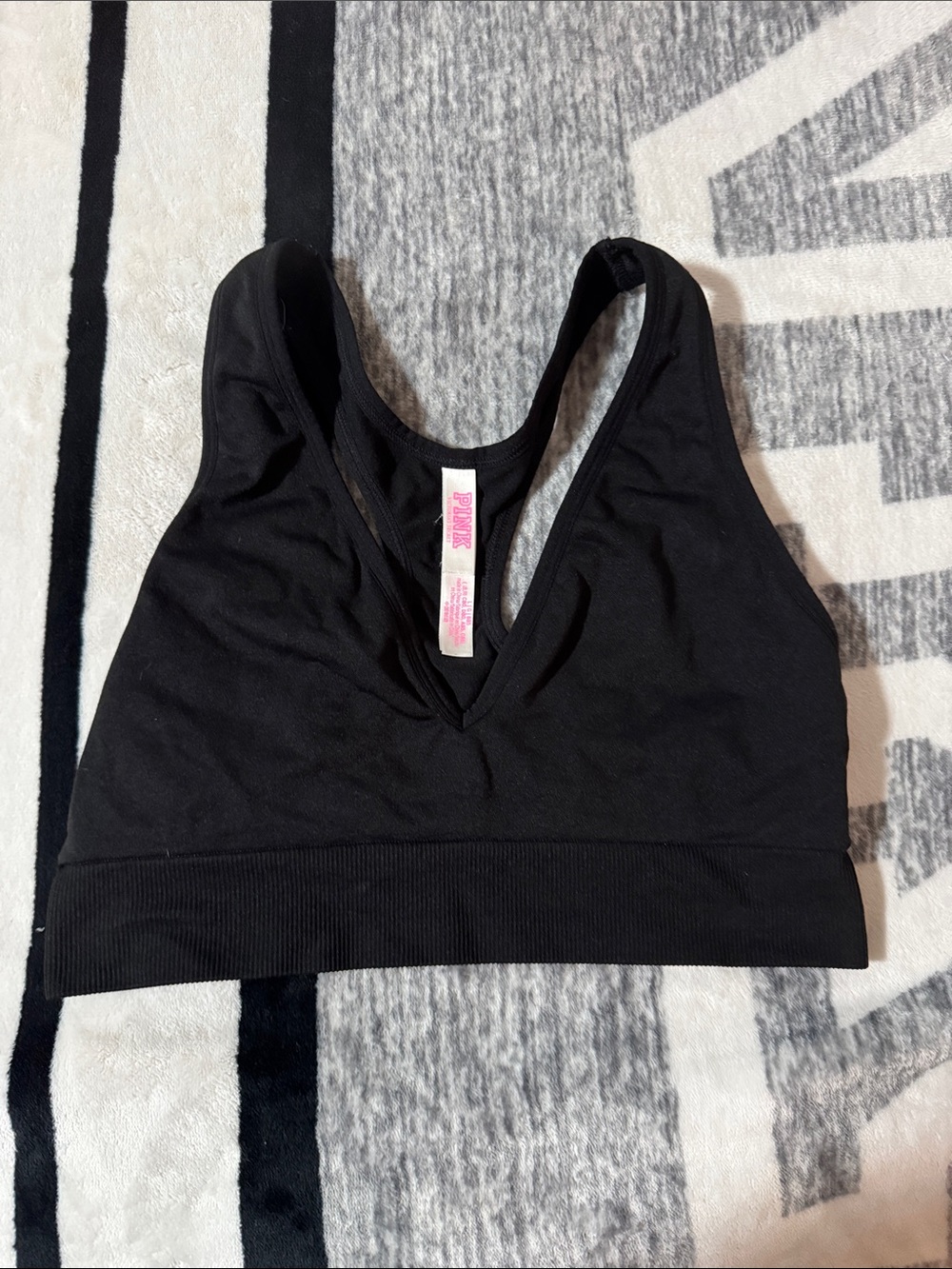 PINK Black Seamless V-Neck Sports Bralette